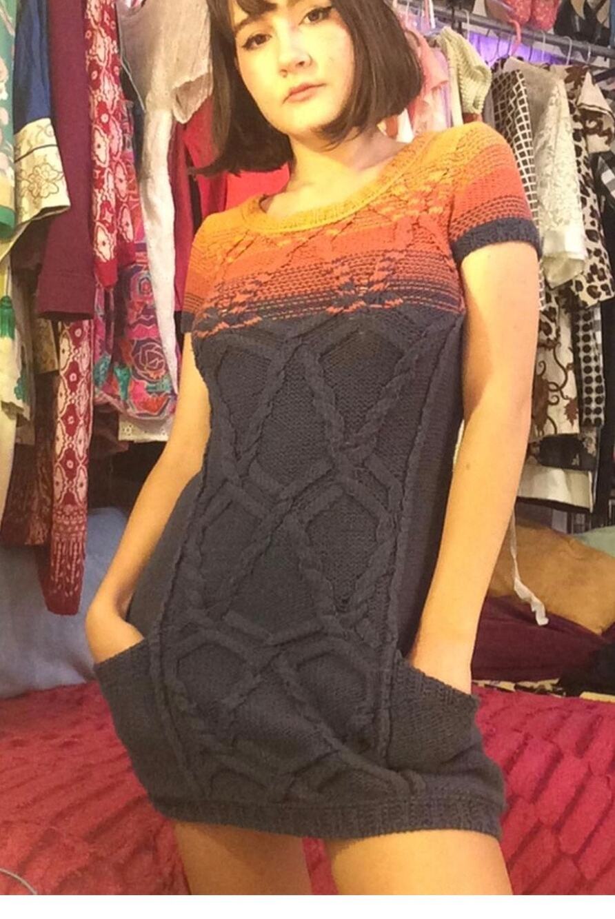 Free people sweater dress small knitted 100% cotton Sunset print with pockets